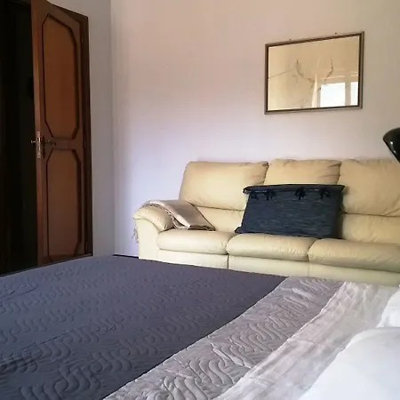 Al Castello B&B 카바드티레니
